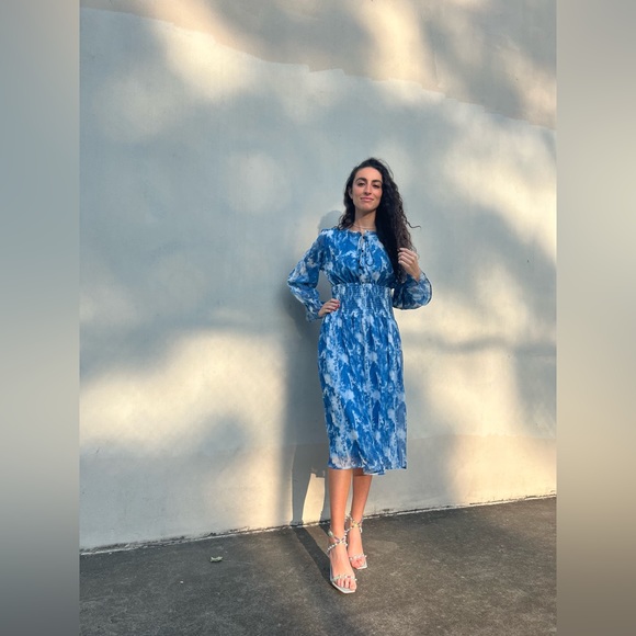 Blue Tie-Dye Midi Dress Women’s Long Sleeve Smocked Waist Dress - Picture 2 of 5